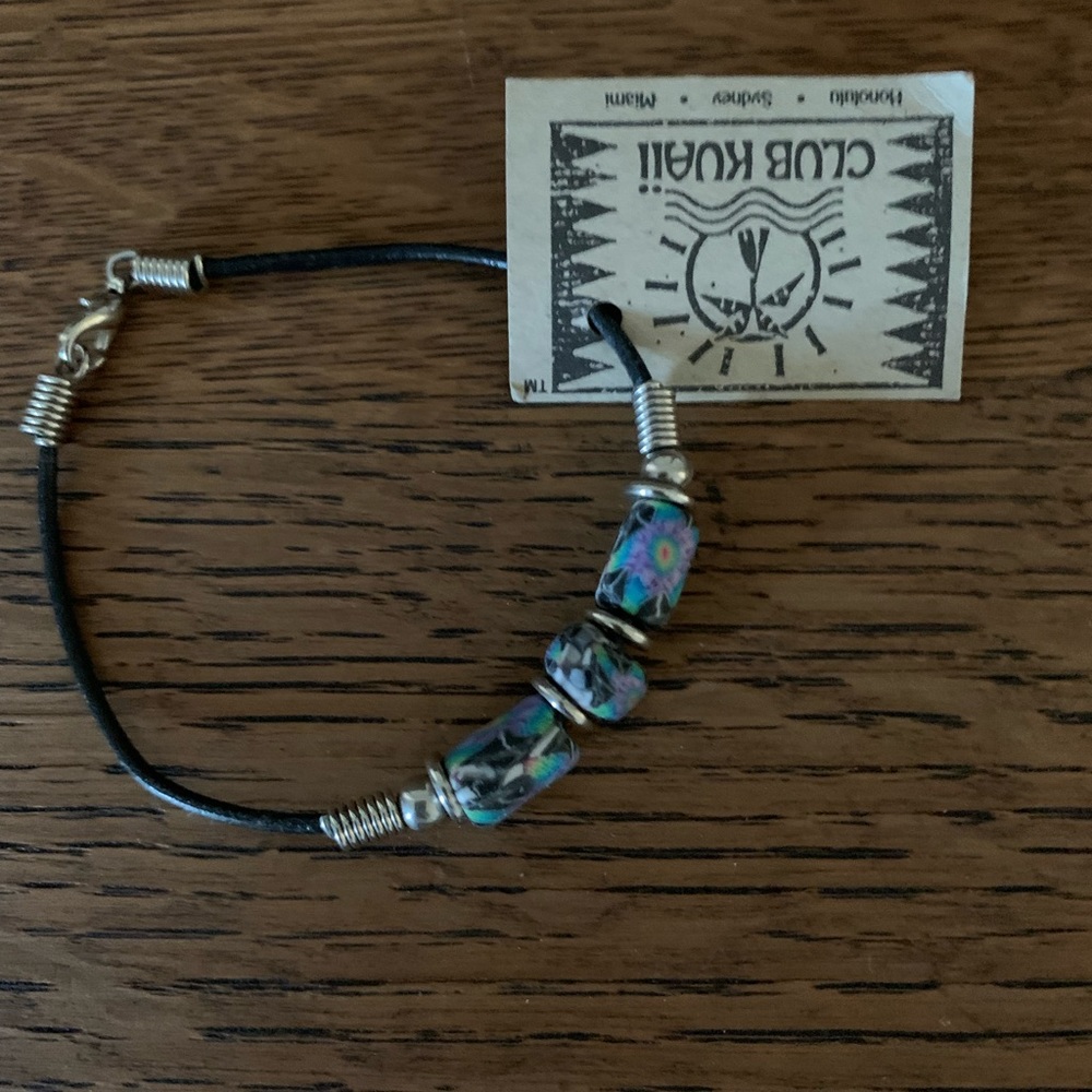 Beaded bracelet with clasp; new with tag